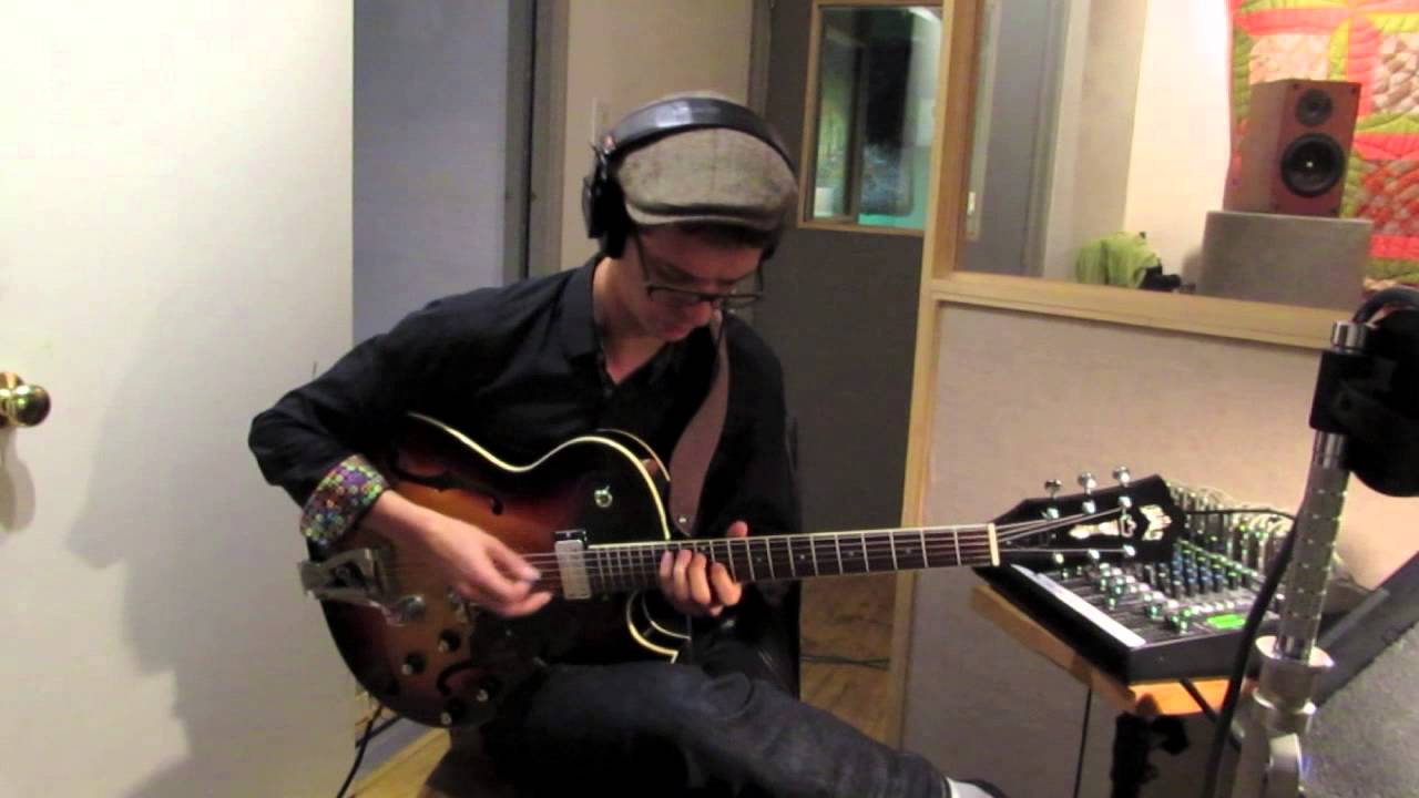 Michael Valeanu performs 