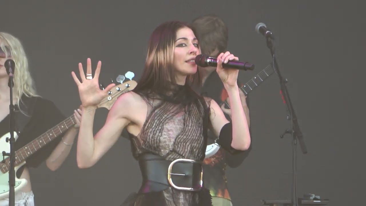 Caroline Polachek - Fly to You @ Sziget Festival 2023, Budapest, 14.08.2023