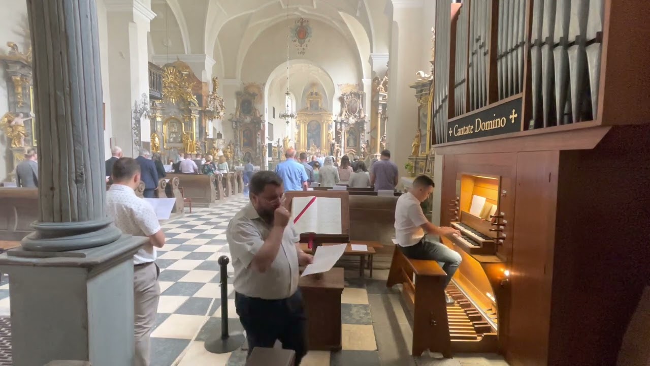 424- Ciebie, Boga wysławiamy | Te Deum laudamus