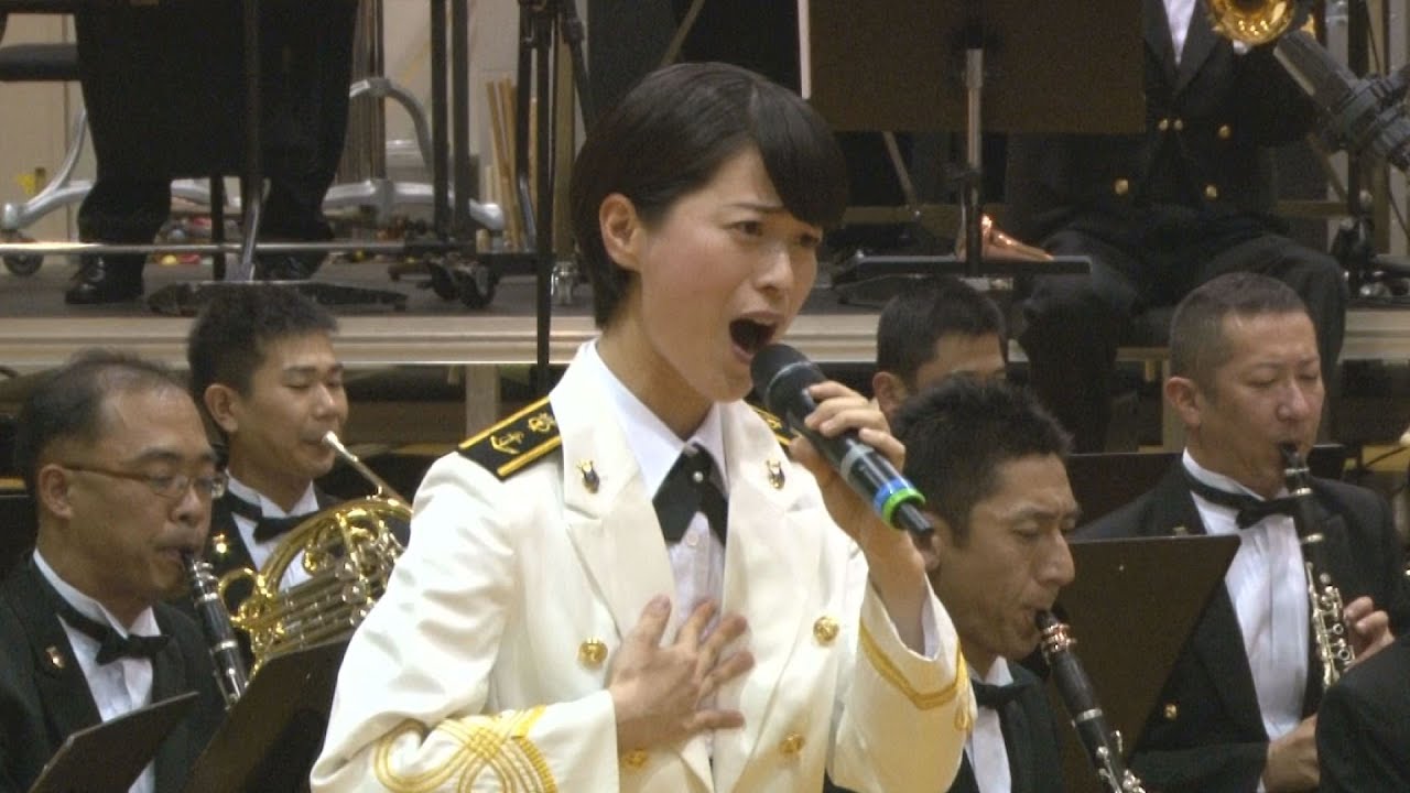 歌で人々に尽くしたい 自衛隊の