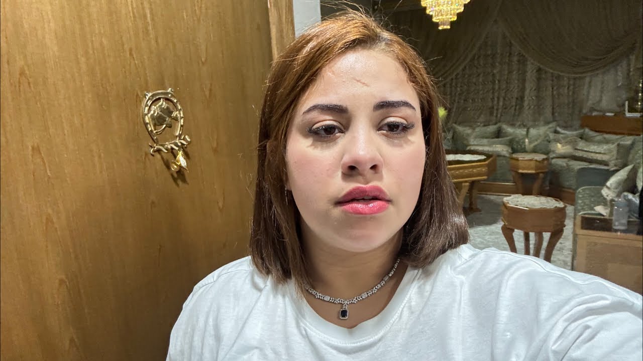 عطيت ولدي لباباه 😭 يستاهل حتى هو يفرح بولدو 🙏