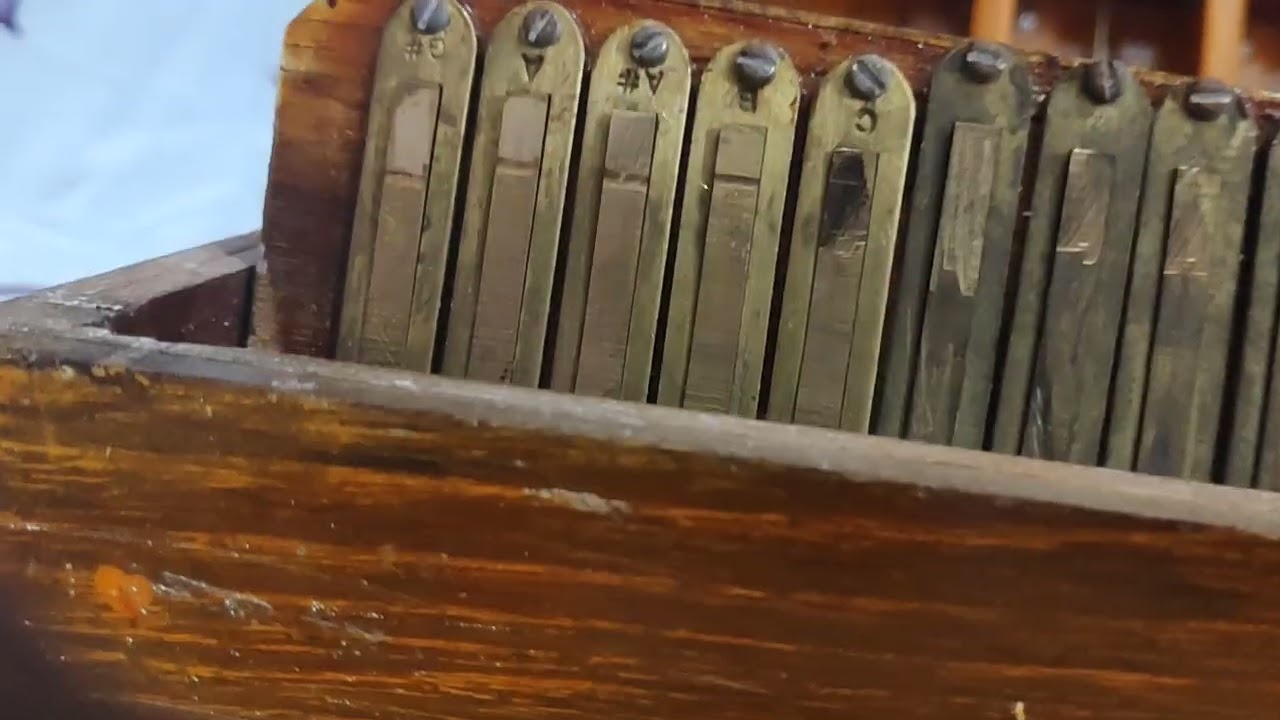 (101)Garman BMMF 4/9 Scale Changer  harmonium for sale. shivratri Offer price 95000/-.9935738085