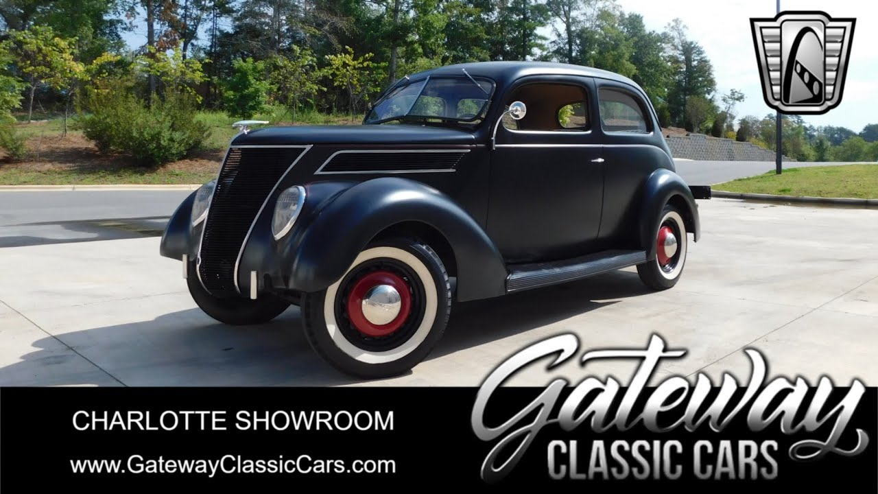 1937 Ford Tudor   Gateway Classic Cars   305  CHA