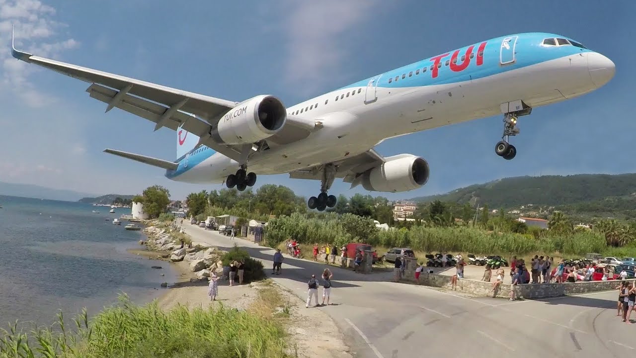 WoW! SKIATHOS 2017 - LOW Landings and JETBLASTS