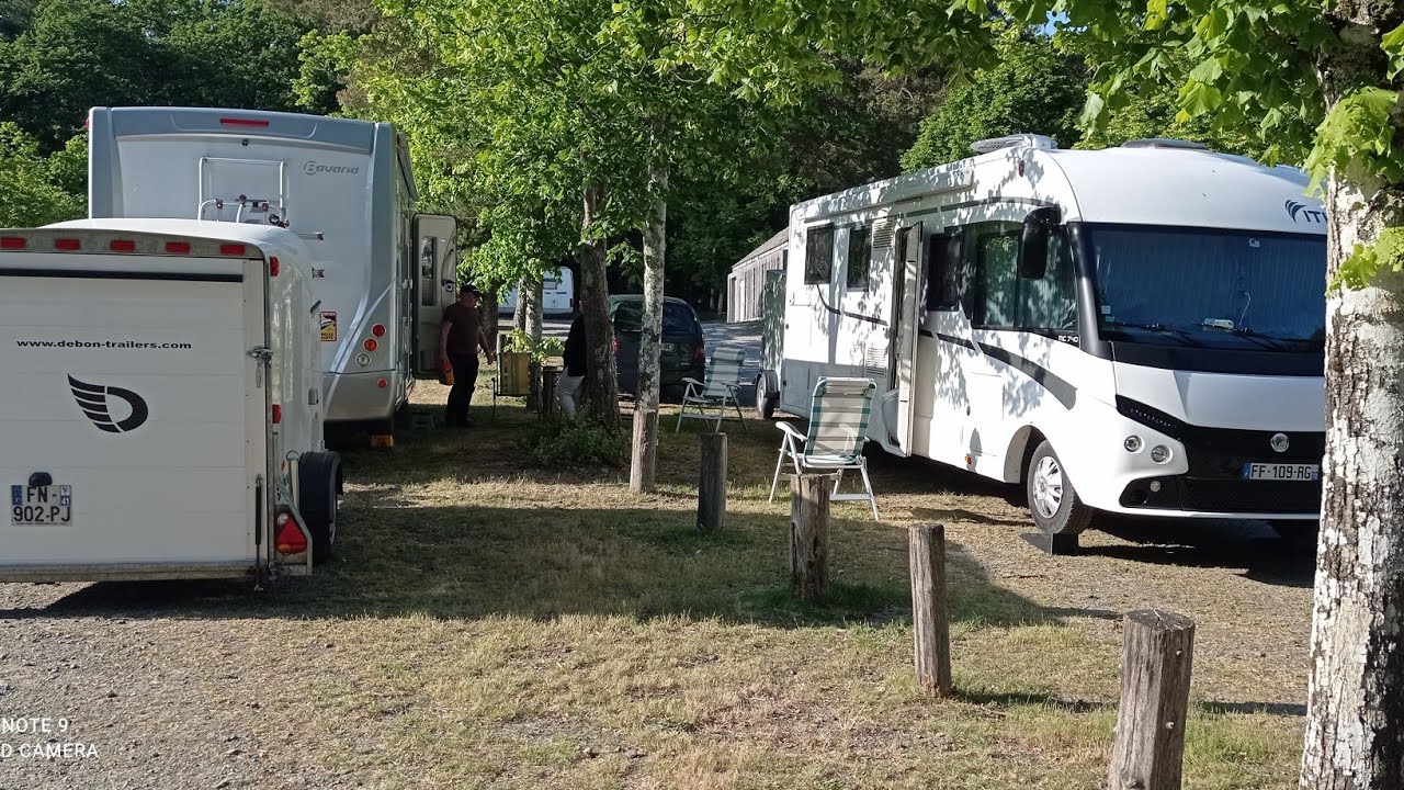 parking camping car gratuit  de sillé le guillaume ❤️😎😎🚐🚍