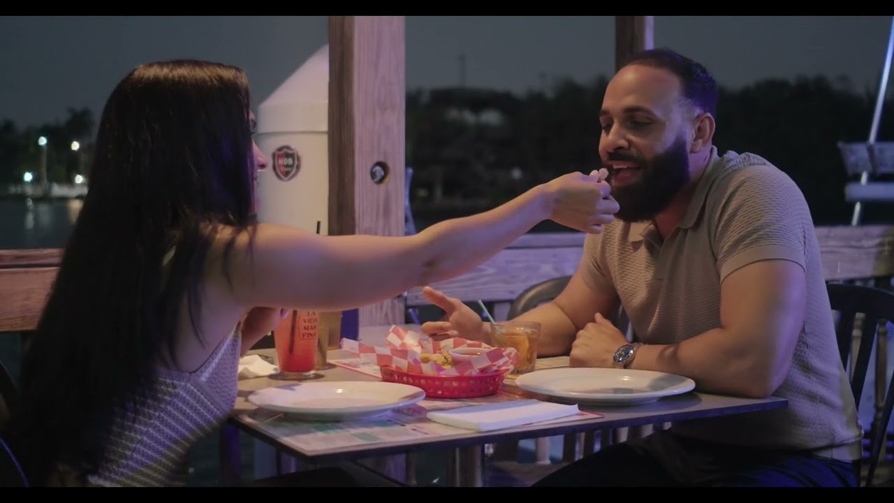 Mr Emocion - Caos Amoroso (Official Video)