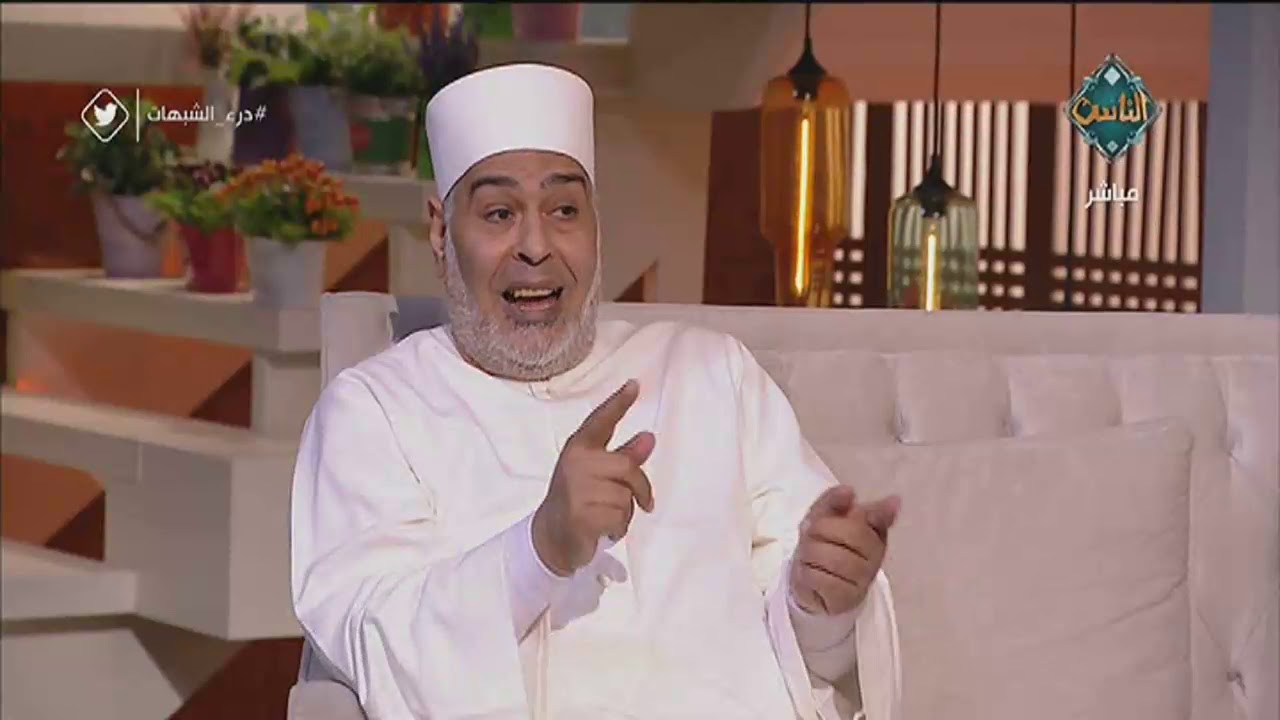 هذه هي بعض الهجمات المعاصرة لهدم ثوابت وقيم القرآن الكريم والإسلام | مع الناس