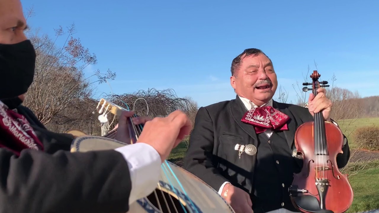 Humberto Guzman con Mariachi - Que Te Vaya Bonito (Video Oficial)