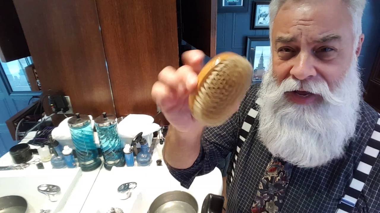 Beard Tips: How To Clean Your Brushes And Combs