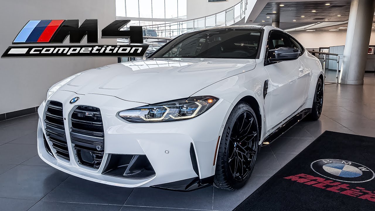 2021 BMW M4 Competition G82 Alpine White Walkaround Review Exhaust Sound Revs