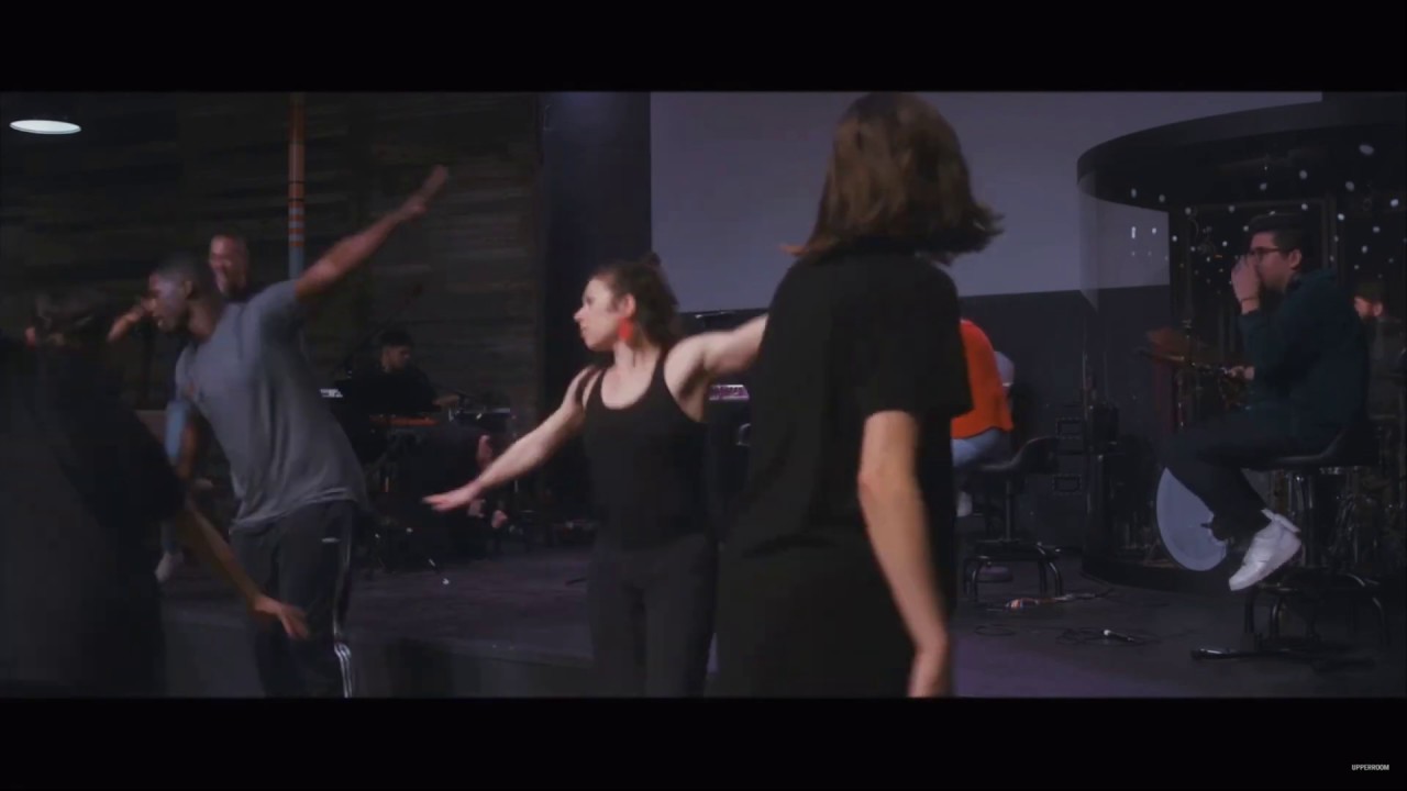 He's Never Letting Go + Deep Cries Out UPPERROOM Prayer 2.10.20 Spontaneous Moment(Freedom to Dance)