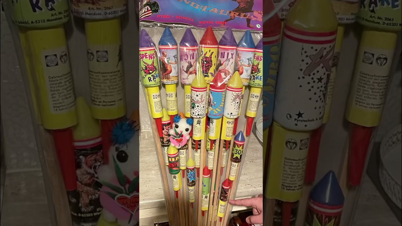 Feuerwerk 2023 ( P.Schickl Raketen ) und ( Zink Raketen )