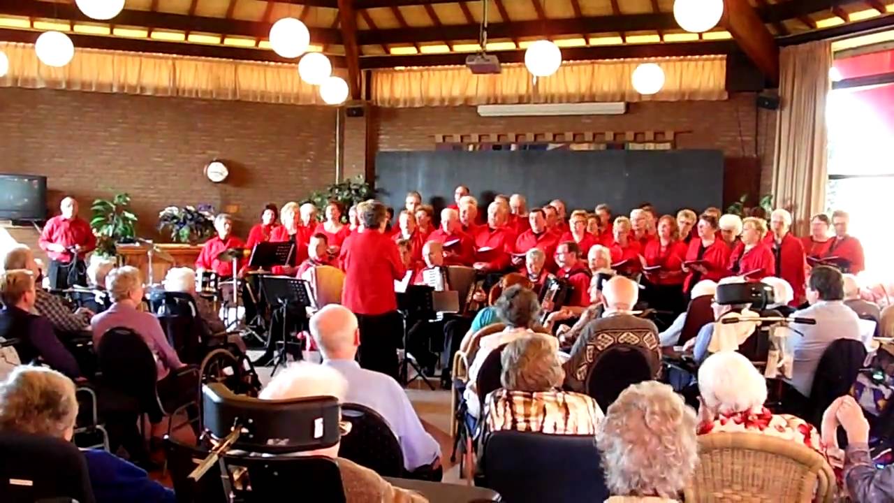 Tranen met Tuiten Hoogvliet -aan het Noordzeestrand