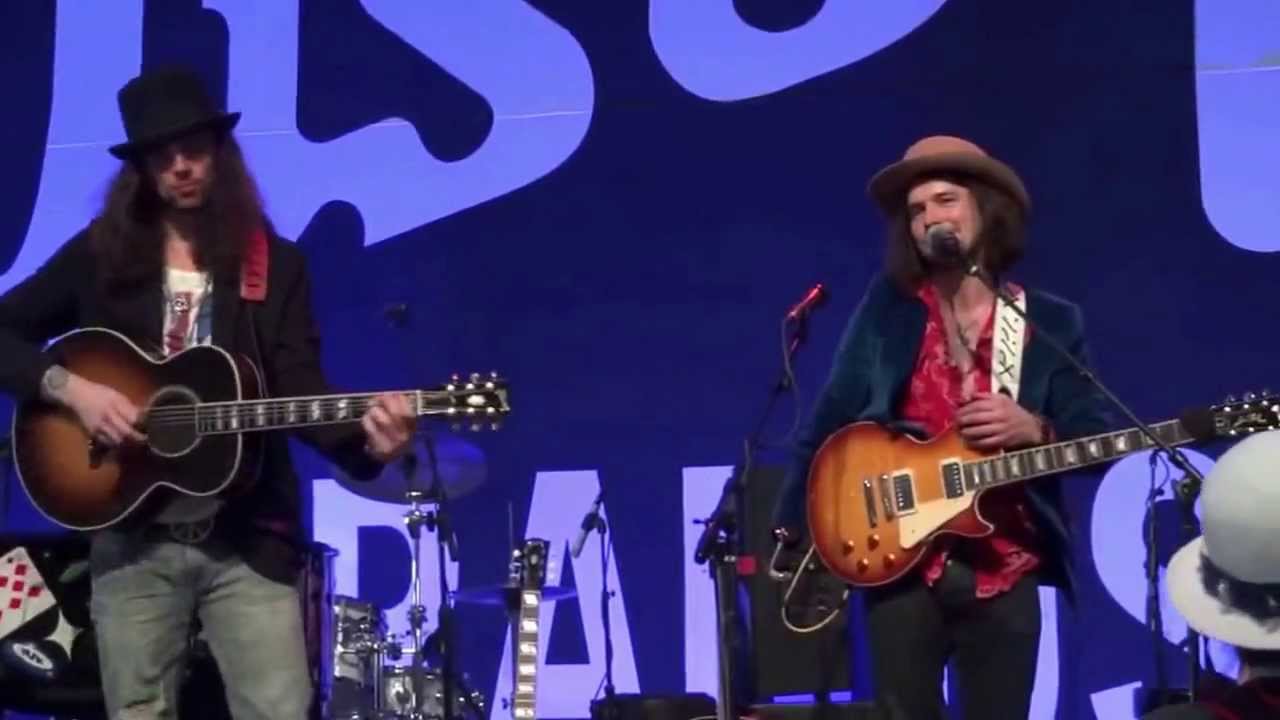 Xander & the Peace Pirates - Dance with the Devil