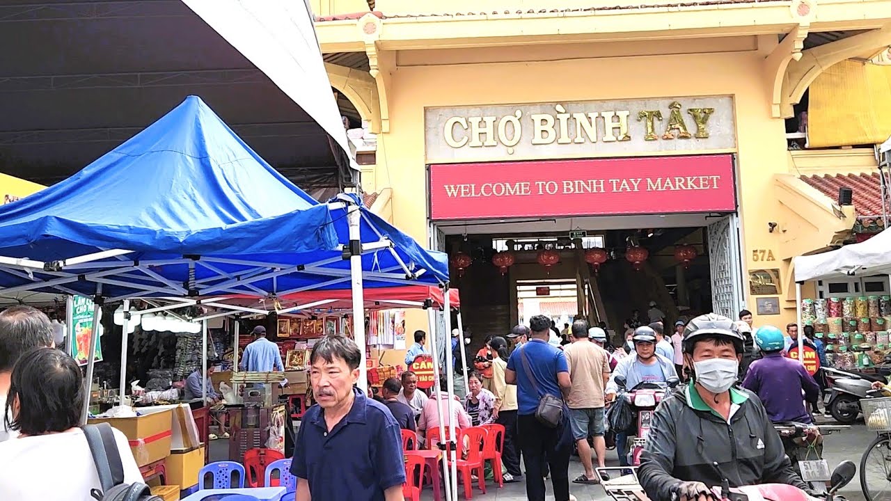 CHỢ BÌNH TÂY - LẦN ĐẦU TỔ CHỨC LỄ HỘI ẨM THỰC BÁNH DÂN GIAN VÀ NHIỀU MÓN ĂN NGON NAM BỘ