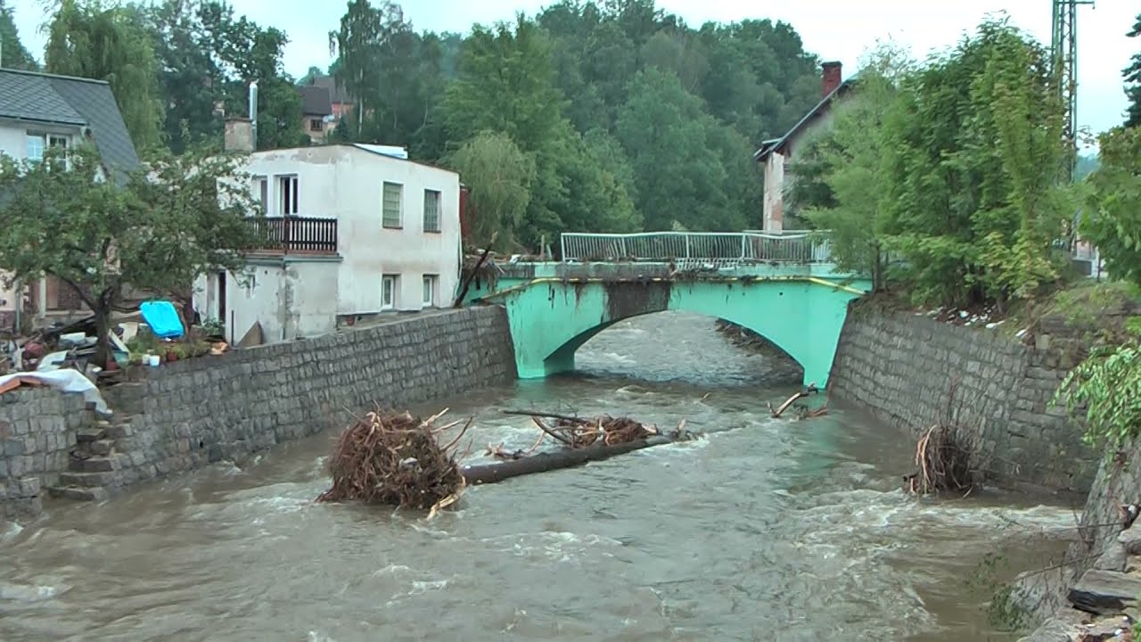 Chrastava TV - povodně 2010 - povodňová tragedie (bez komentáře)