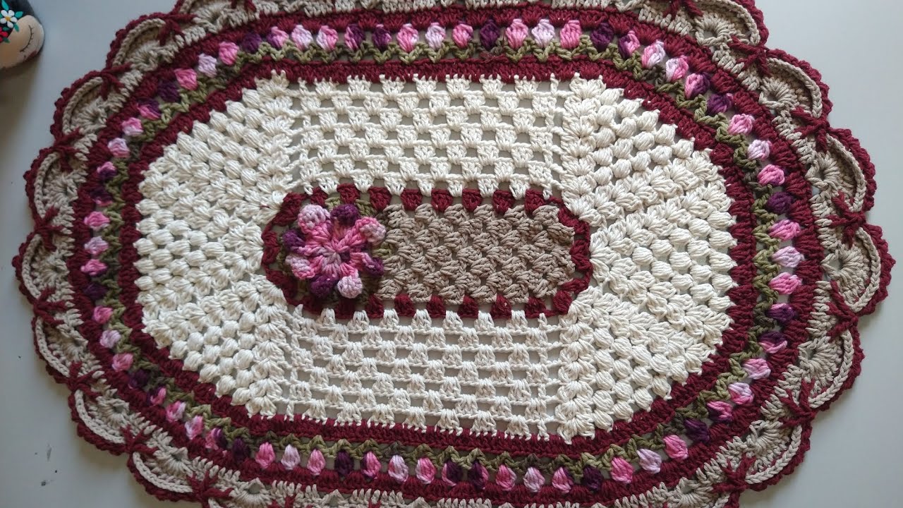 💥Tapete de #croche  feito com a  base do momento❤️