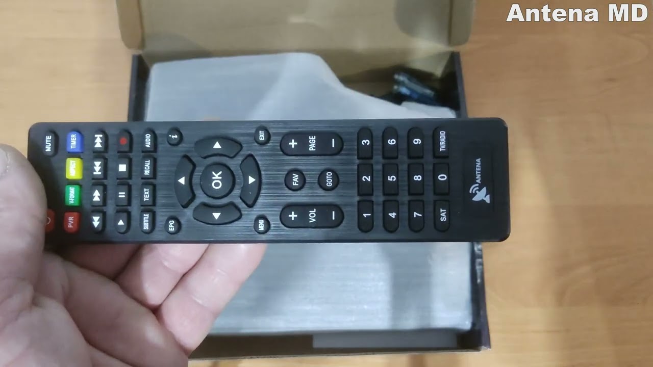 Взгляд на комплектацию ресивера ANTENA COMBO H265 IPTV спутниковый тюнер + цифровой эфирный тюнер...