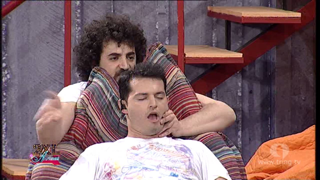 Apartamenti 2xl - Erblini dhe cunat (12.04.2016)