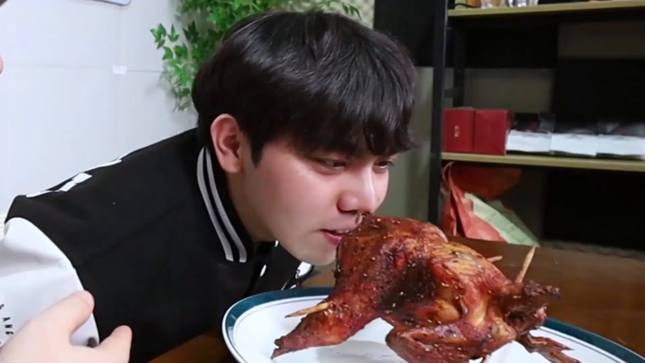 纸箱铺锡纸做简易烤箱烤鸡能成功吗？