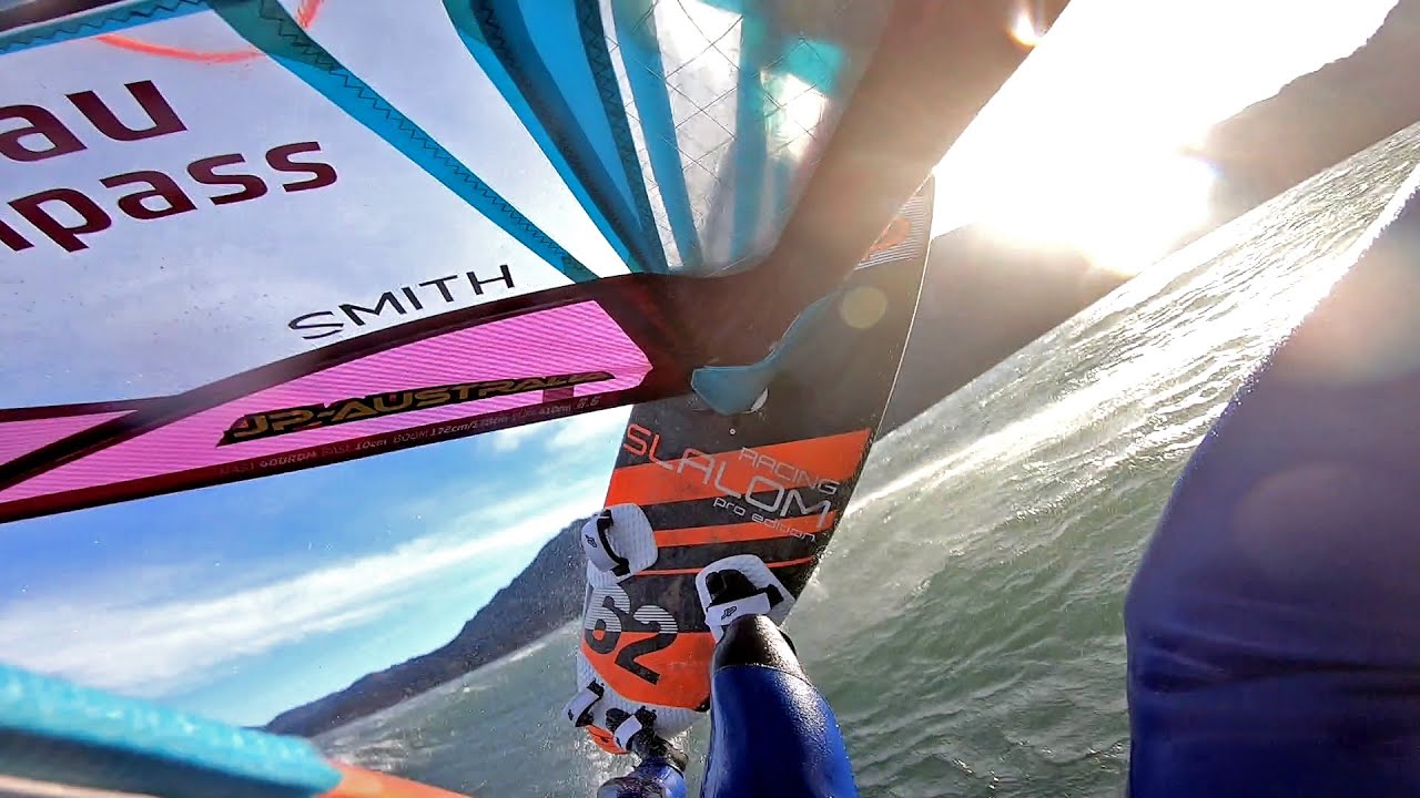 F&ouml;hnstorm windsurfing Kochelsee HD: fighting against the elements - loosing it @60kn+