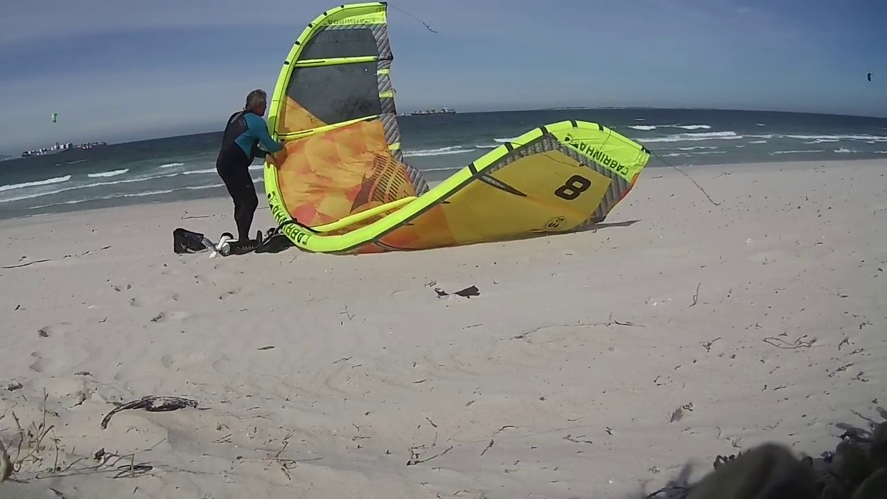 Blouberg Kitesurfing ,Cape Town ,24 knots.,8m Cabrinha Switchblade Ca