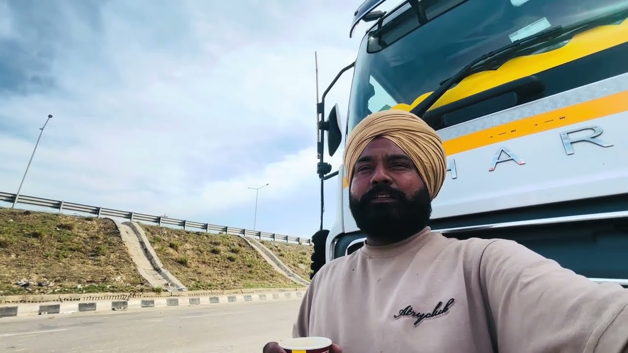 toll tax ￼ਤੇ ਹੋਇਆ ਪੰਗਾ/ ਰੋਟੀ 🫓 ਖਾਈ ਲੱਸੀ ਤੇ ਮੱਖਣ🧈 ਨਾਲ / ਬੇਕਾਰ ☕️ ਕਾਫ਼ੀ ਪੀਤੀ 