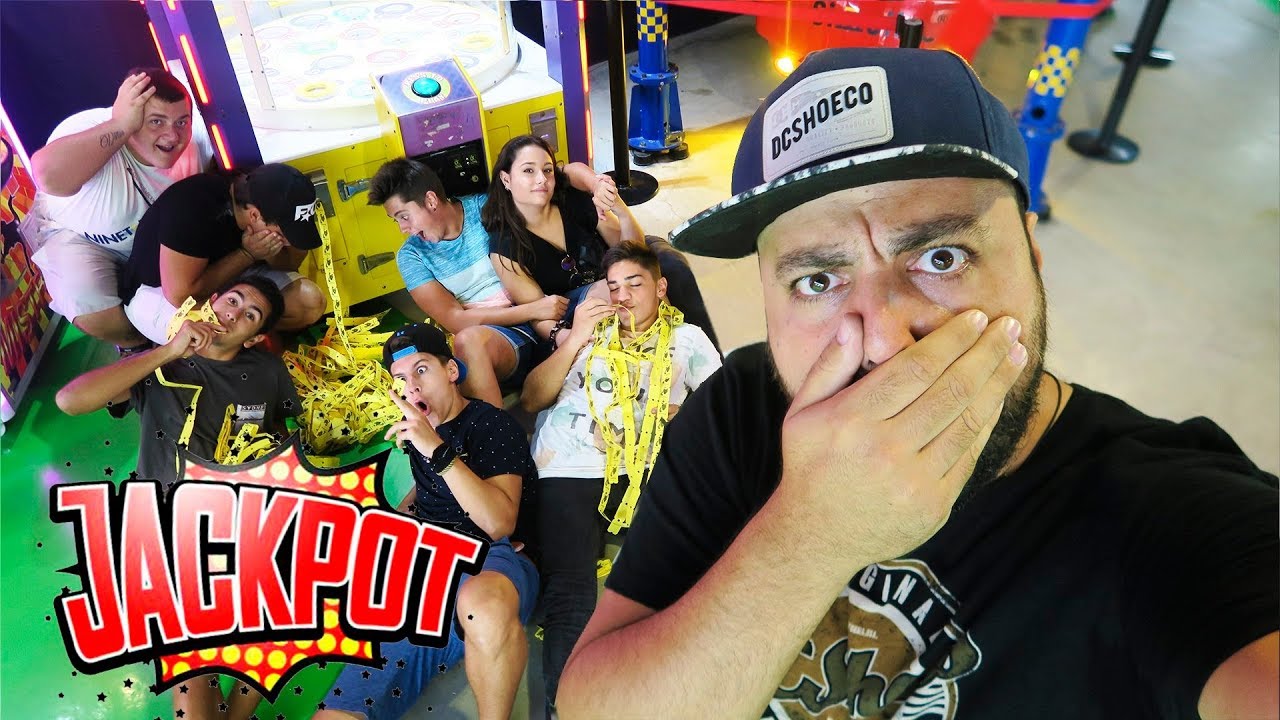 CONSEGUIMOS el M&Aacute;XIMO PREMIO en una MAQUINA RECREATIVA???  [DoctorePoLLo]