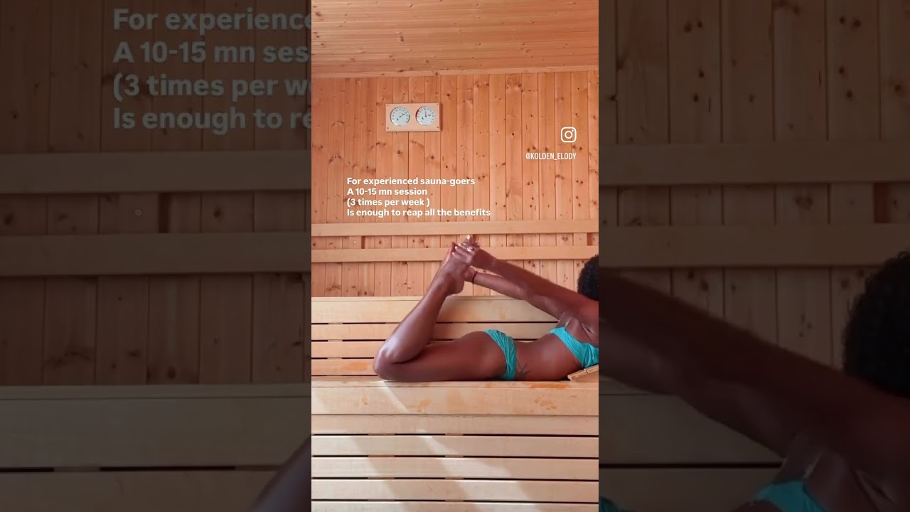 Bikram Yoga sauna stretching🥵
