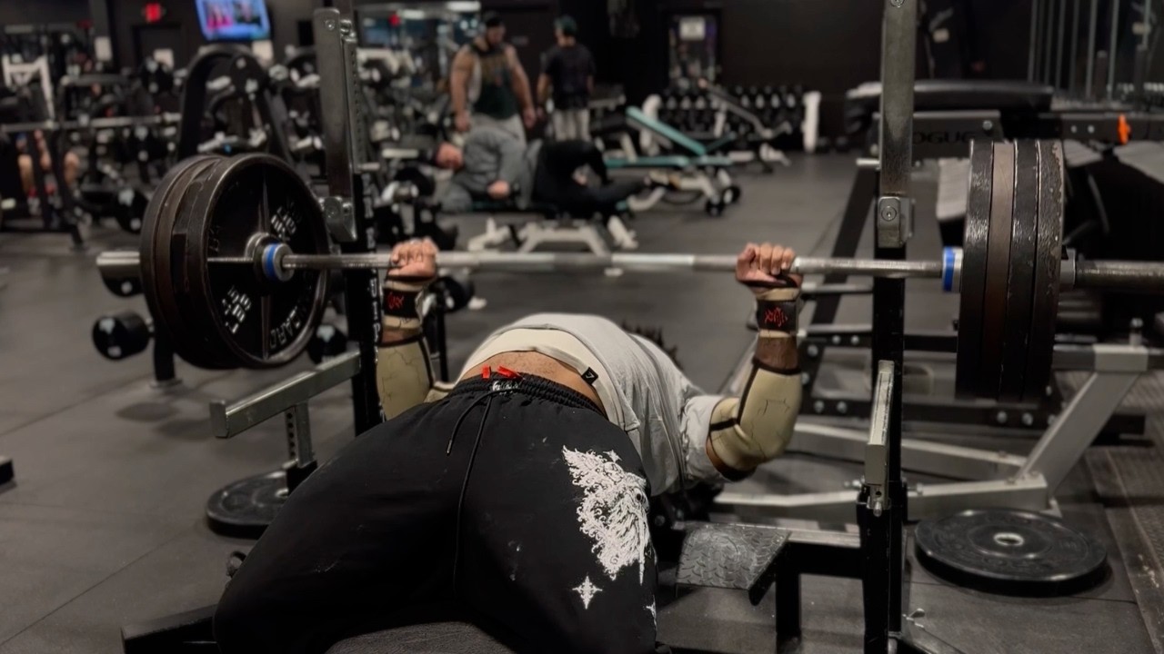 TAKING A BREAK || CHEST PUMP CHASING