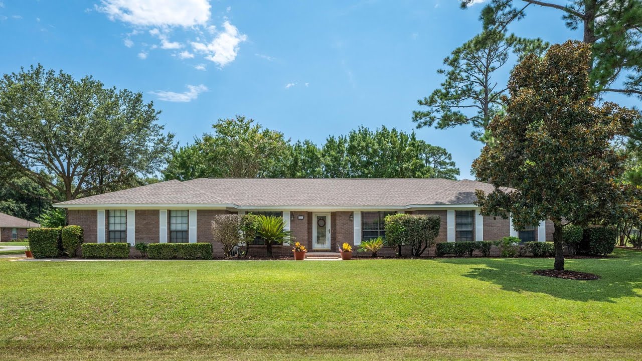 1390 Calcutta Drive Gulf Breeze, Florida 32563