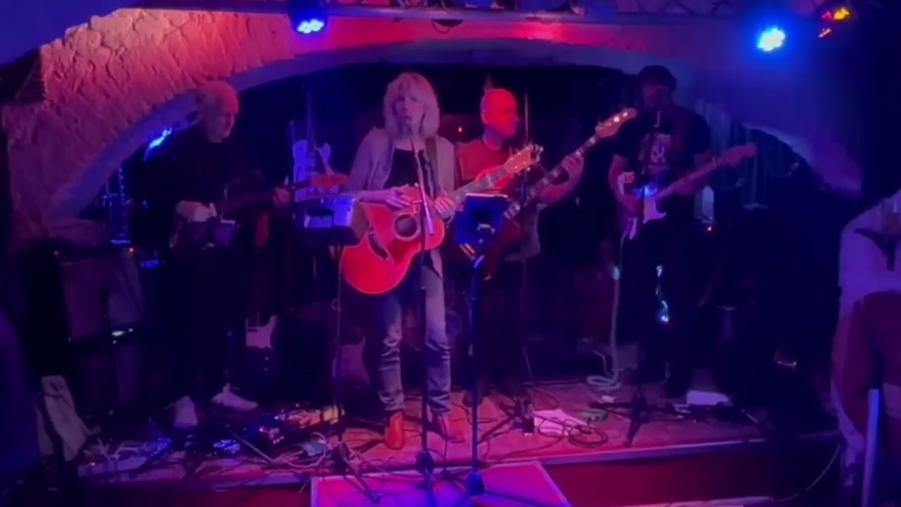The Bonnie Raitt Tribute Band - live in 't Oude Pothuys (compilatie)