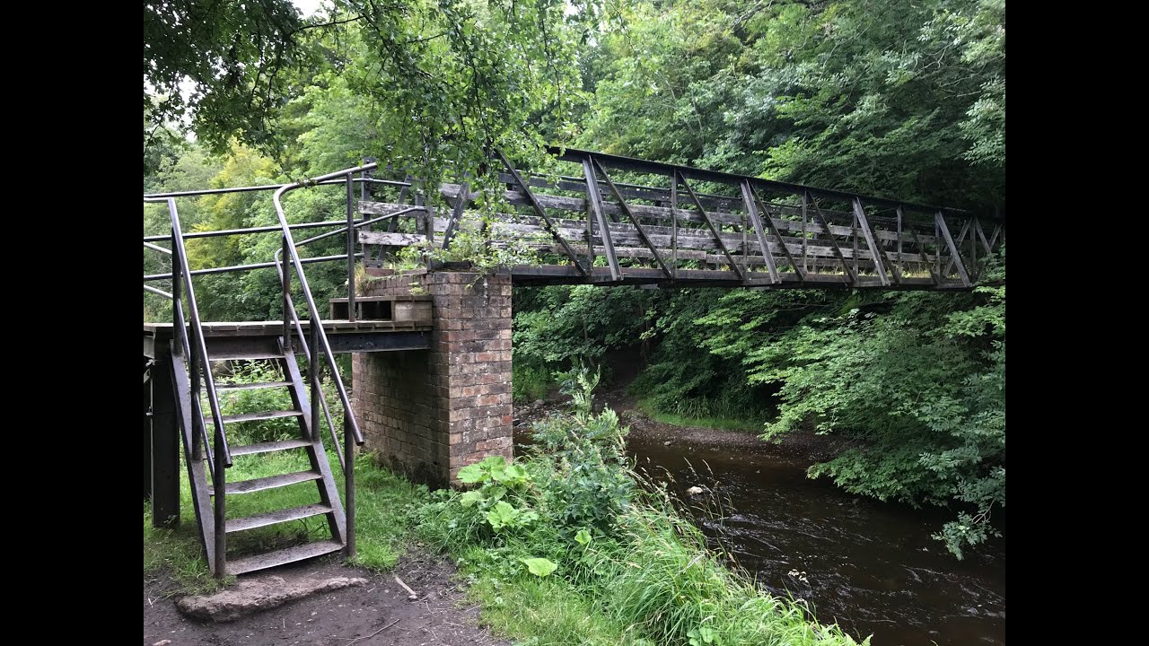 Roslin Walk 1 - Roslin Glen. River North Esk. Edinburgh Walks Midlothian. Outlander filming location