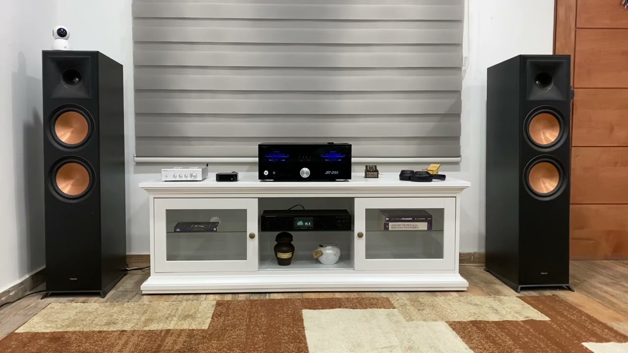 Advance Paris A10 Classic + Klipsch Rp-8000f