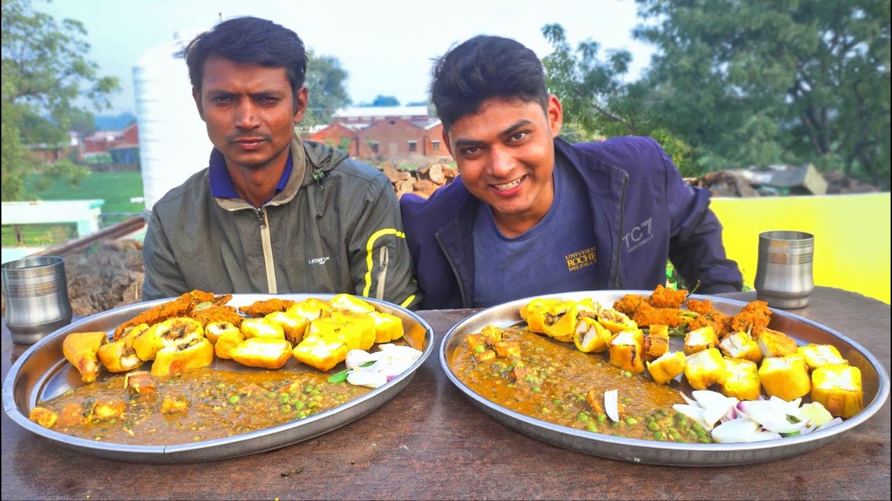 Paneer Bread Pakora, Matar Paneer, Mirchi Bhajiya Thali Eating Challenge | Big Food | Man Vs food