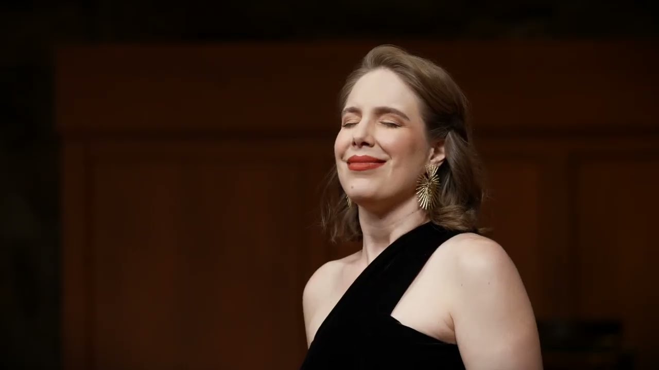 È strano... Ah, forse lui... Sempre libera - La traviata - Verdi