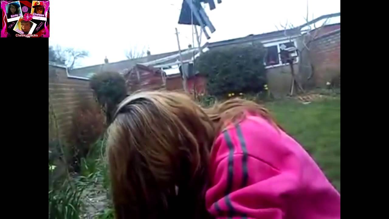 CheekyChicks - The Flour Challenge