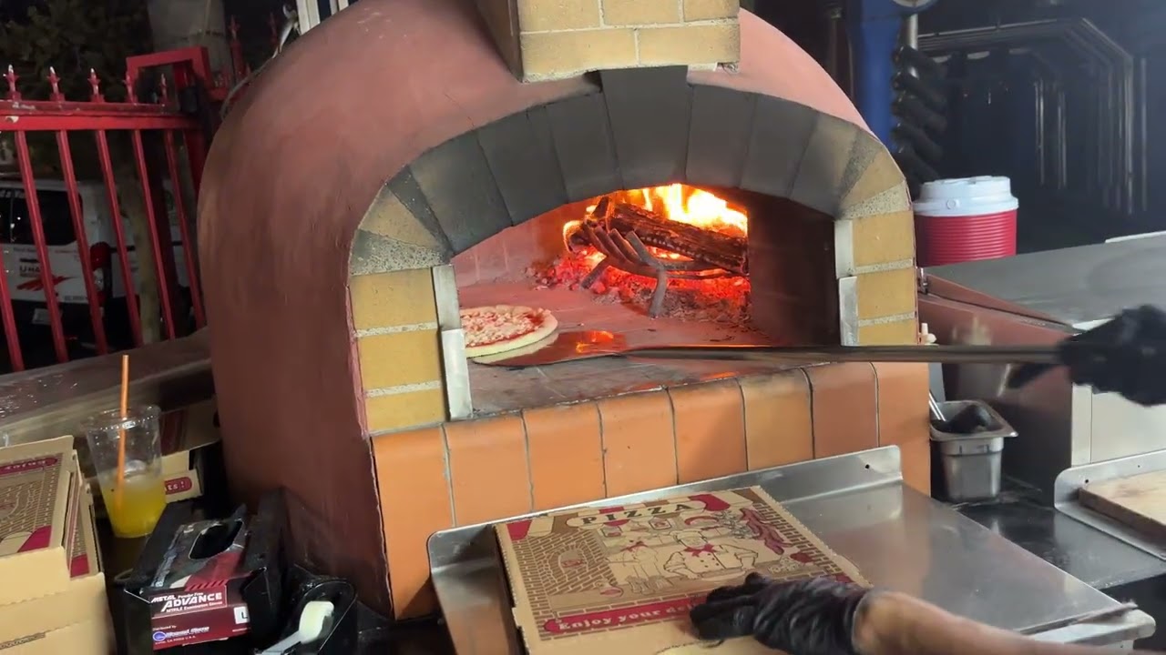 Prosciutto Pizza with Pizzeria Principie