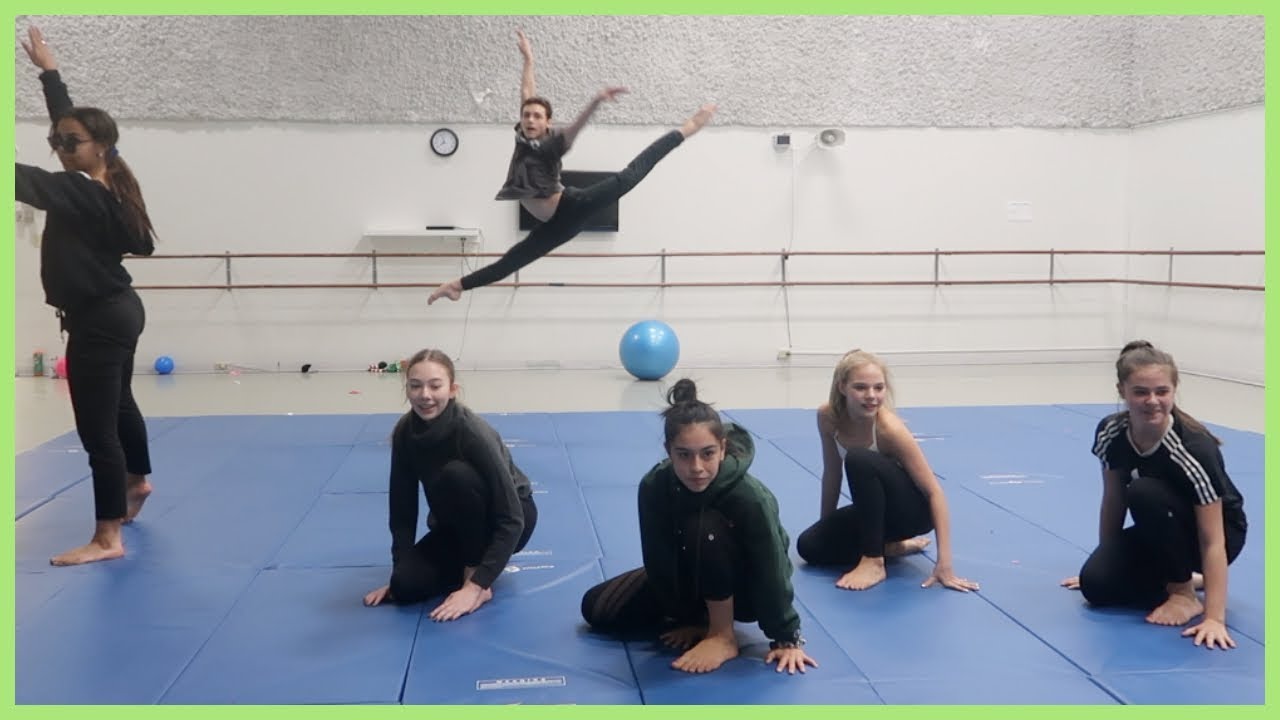 We Choreographed A Dance In 15 Minutes!!!