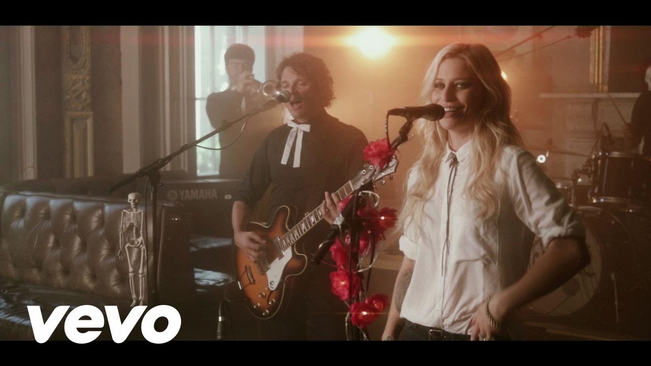 Gin Wigmore - Don't Stop (The Old Queens Head Session)