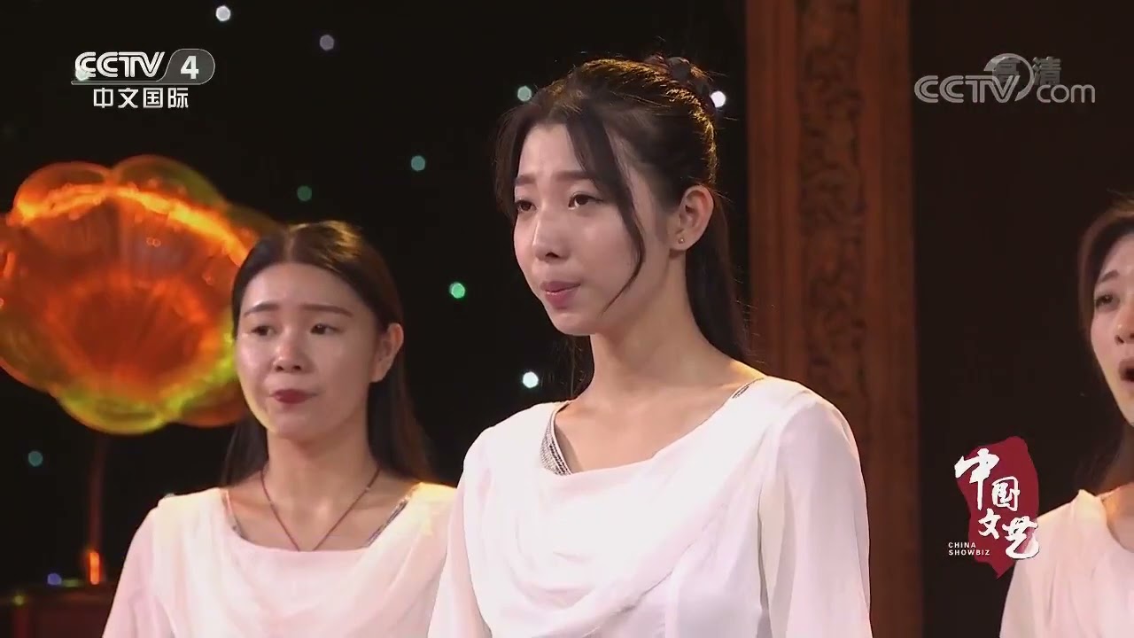 87版电视剧红楼梦插曲《葬花吟》 演唱：陈力