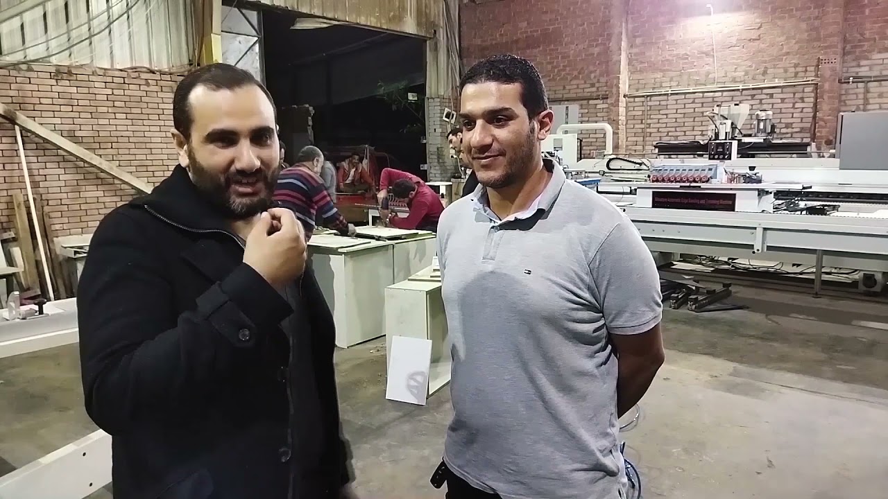 ورشة عمل لتصنيع مطبخ من خامه الفوم بورد