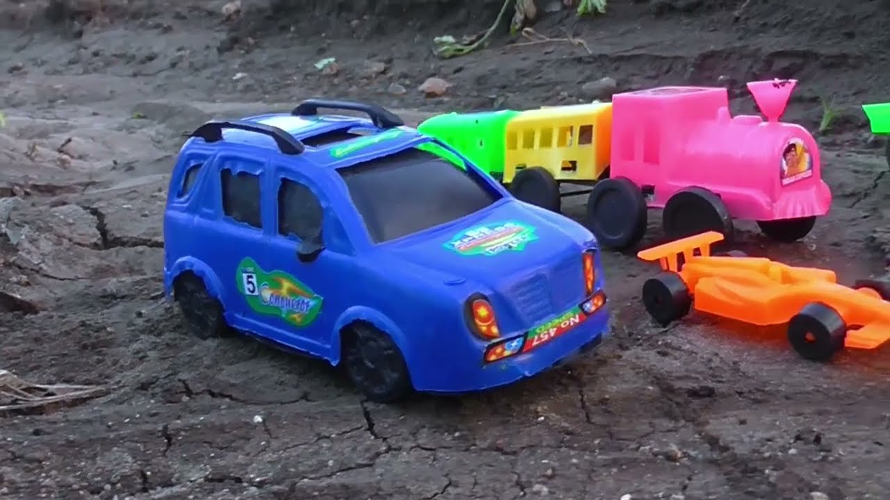 Tractor Toy  rescue video Train or tractor wala cartoon बच्चों के खिलौने वीडियो