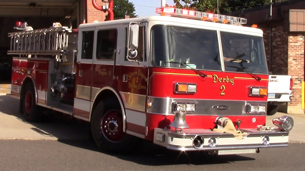 Derby Fire Department Engine 12, FD10, and Engine 11 Responding
