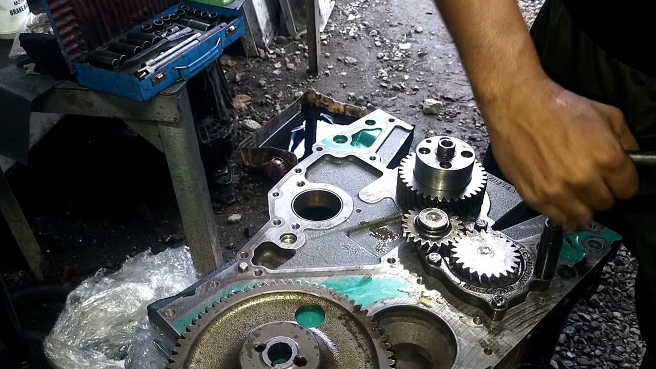 Cummins 4BTA3.9.G2 Generator Engine rebuild Part 1