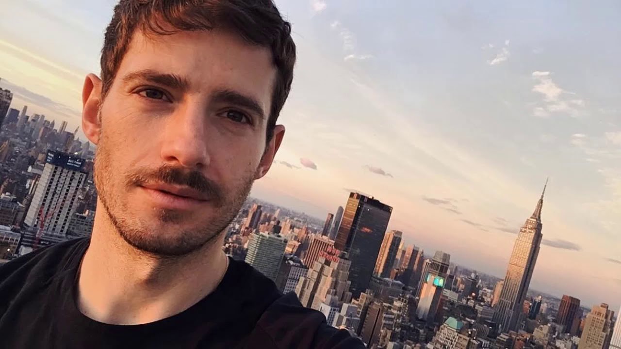 Who is Julian Morris? | Gorgeous Photos to Make You Smile