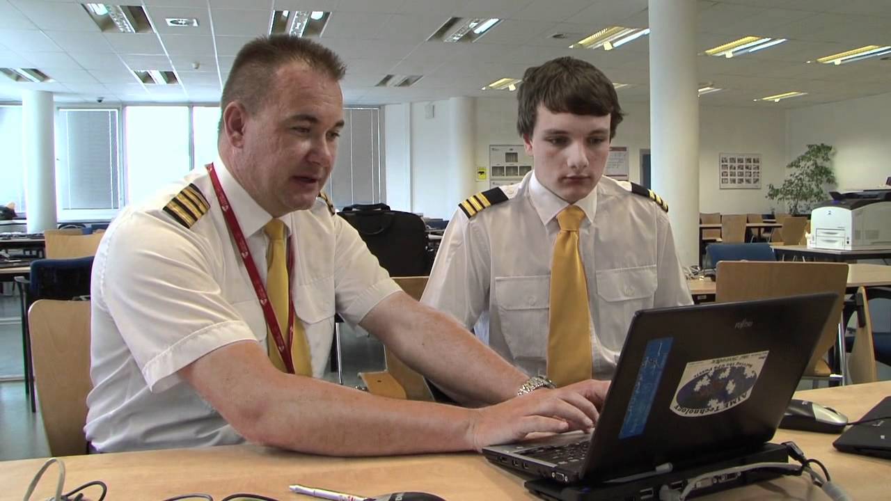 Jobs.cz: JOB NA DEN - PILOT - společnost České aerolinie