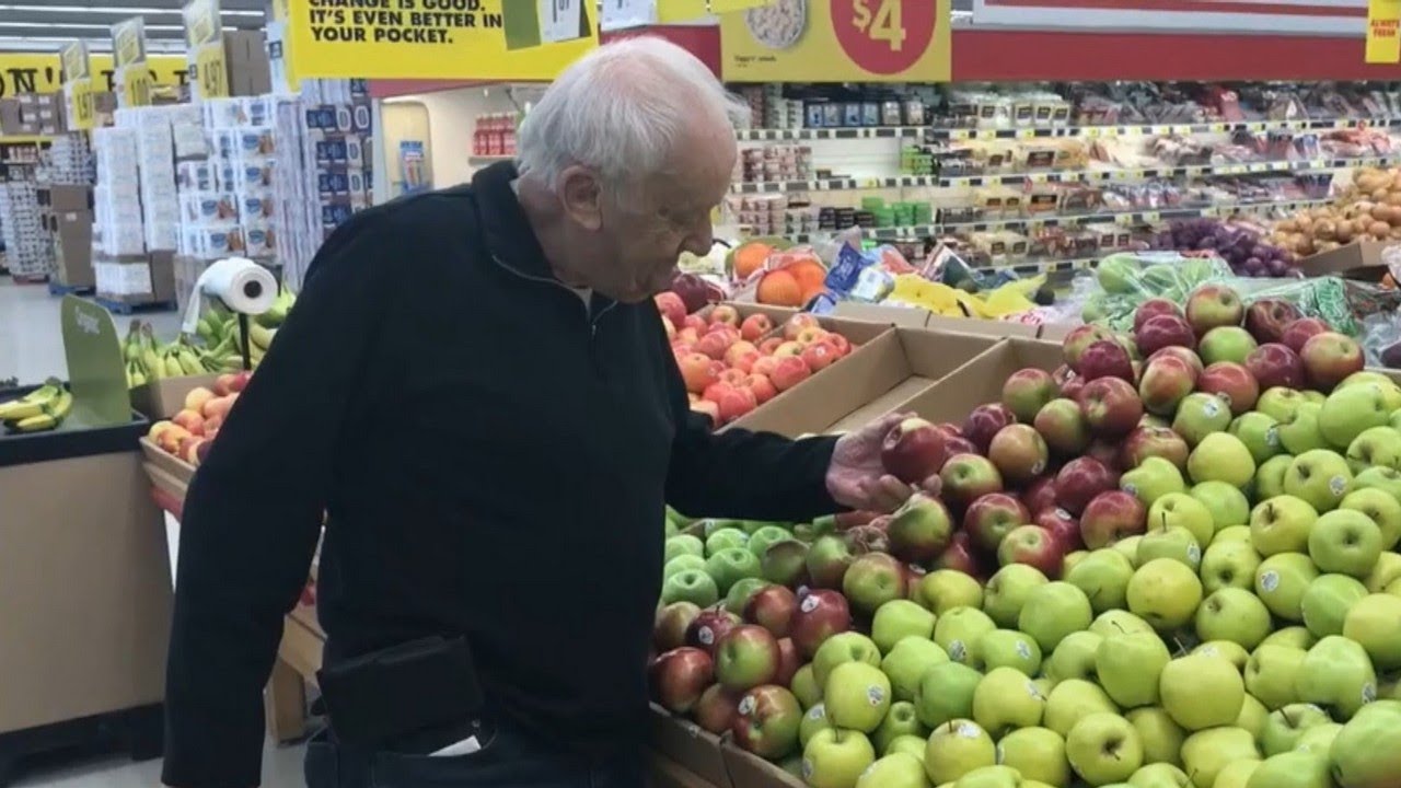 Федеральная скидка на продукты питания поступит на банковские счета канадцев, имеющих на нее право