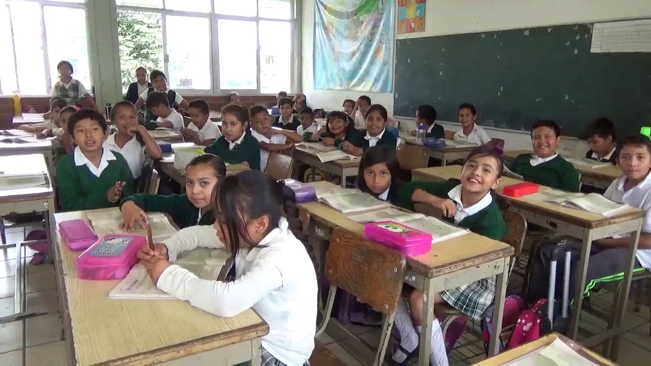 BROMA DE LECTURA A 4° B  C. 2017-2018