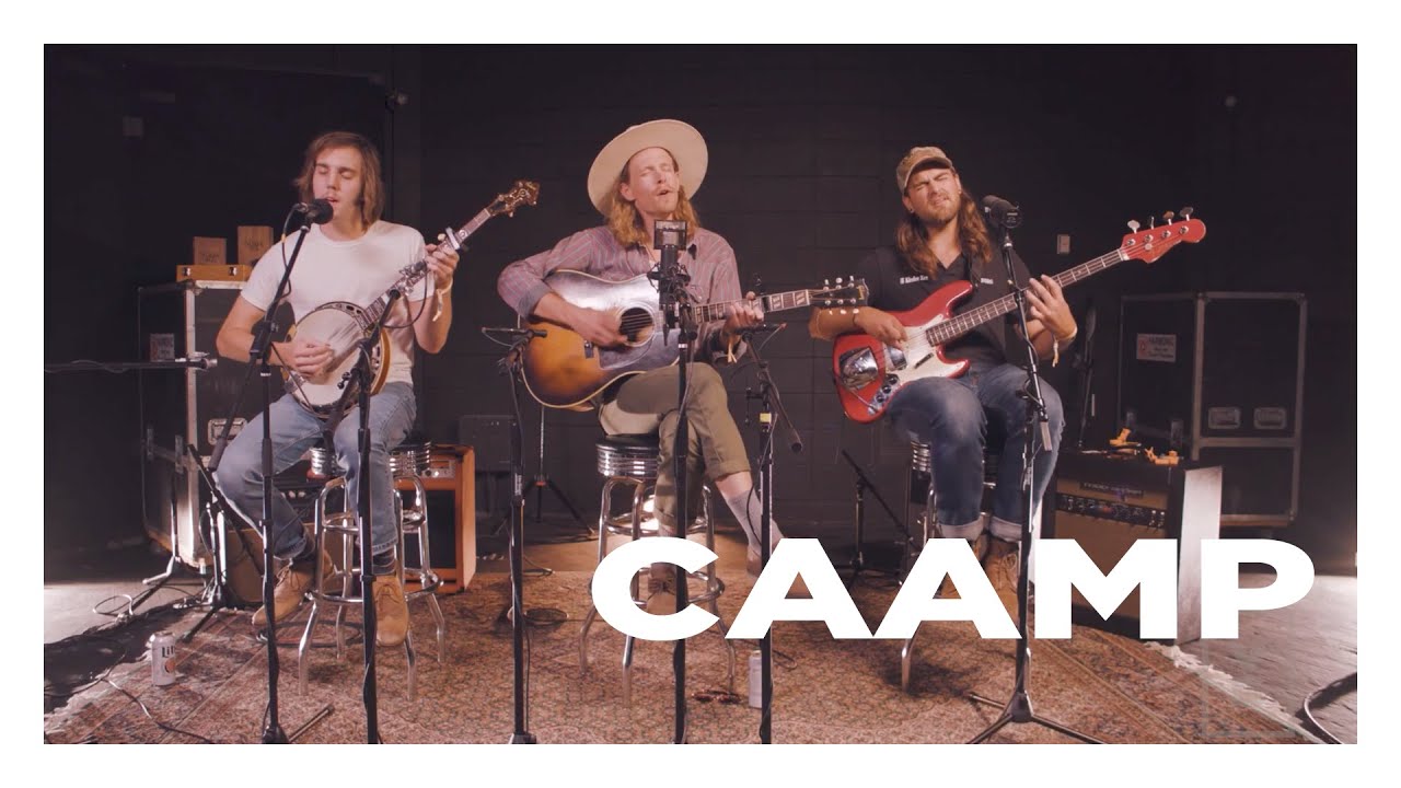 VS: CAAMP plays Hooks & Penny Heads Up backstage at Moon River Festival (S2:E27)